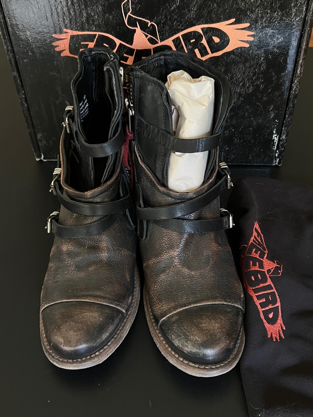 Freebird Crue Distressed Black Leather Ankle Boots with Brown Highlights - Picture 3 of 5
